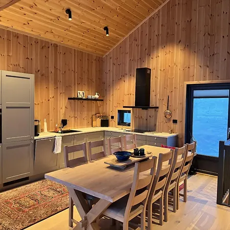 Holiday home Ny Hytte, Fantastisk Utsikt Rett Ved Vestlia