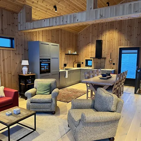 Vakantiehuis Ny Hytte, Fantastisk Utsikt Rett Ved Vestlia